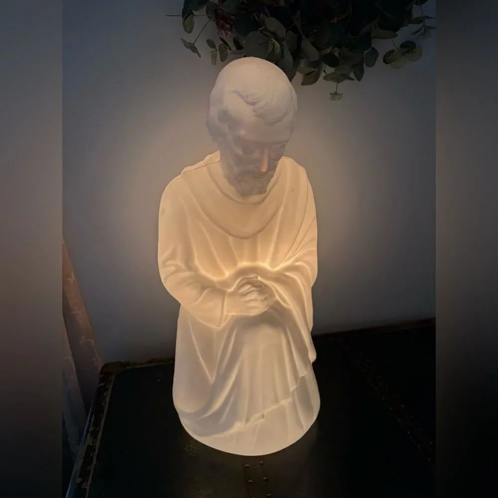 Empire Nativity White Lighted Joseph Blow Mold Vintage Working 28" Tall